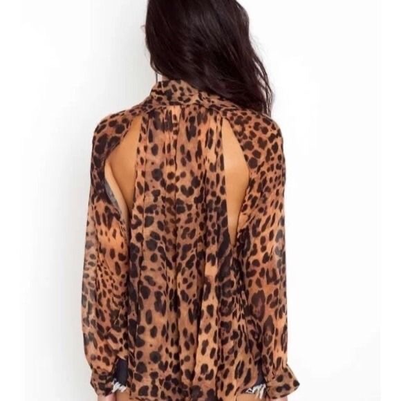 UNIF Leopard IT Shirt - Picture 7 of 7